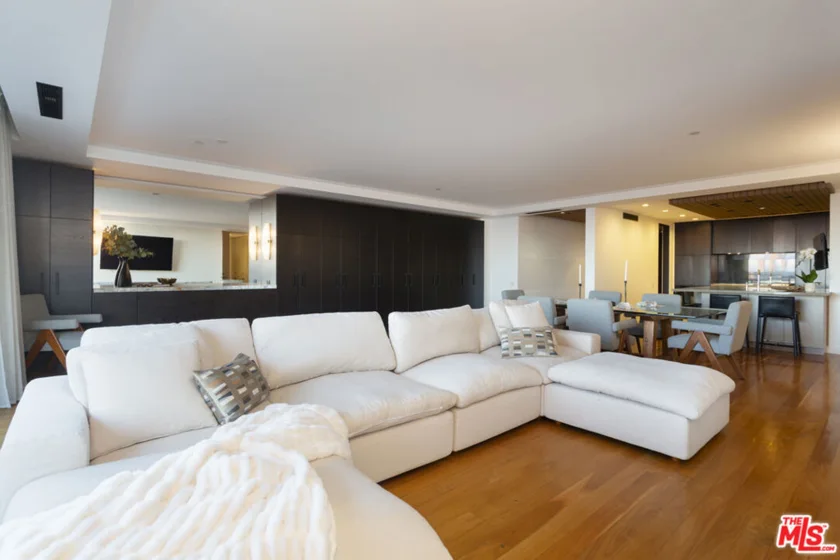 10660 Wilshire Boulevard #1207 photo 12