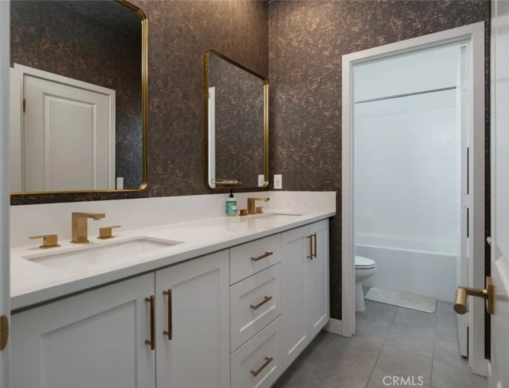 1090 N Anaheim Boulevard #2 photo 21