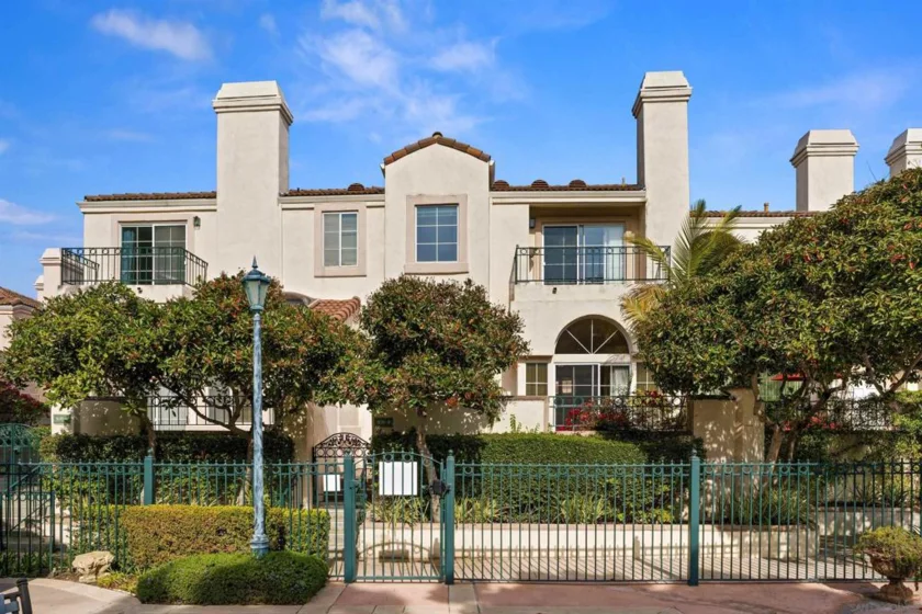 5135 Renaissance Avenue #B photo 1