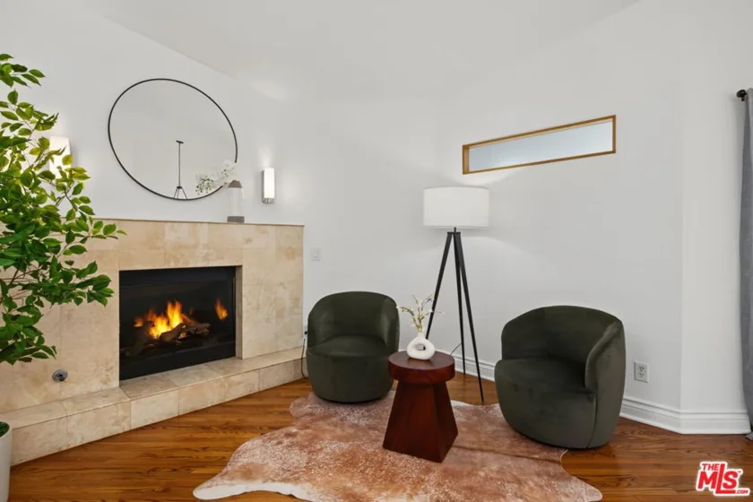 1222 N Kings Road #8 photo 11