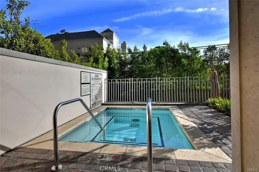 10776 Wilshire #404 photo 11