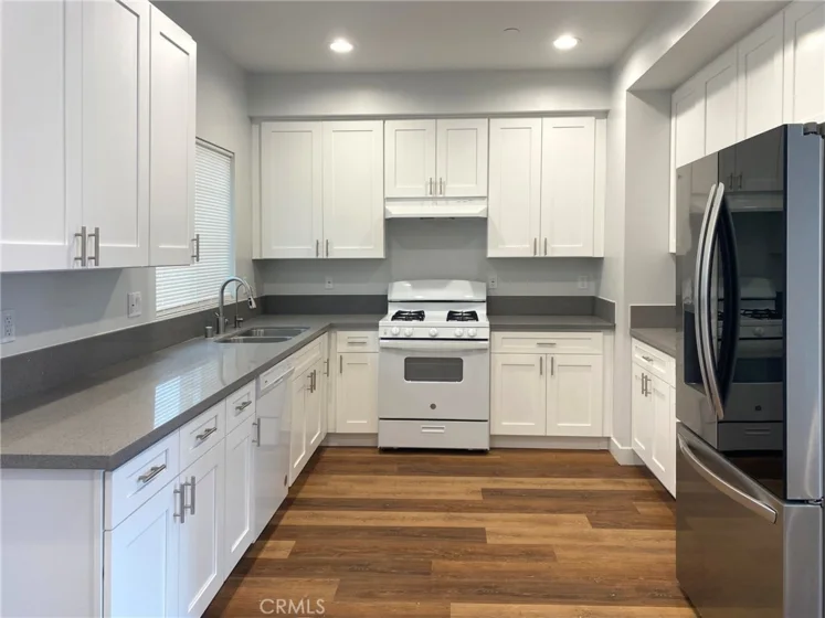 300 E Alhambra Road #F photo 14