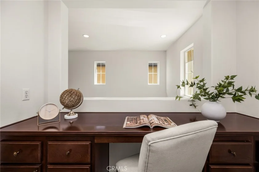 140 W Cork Tree photo 20