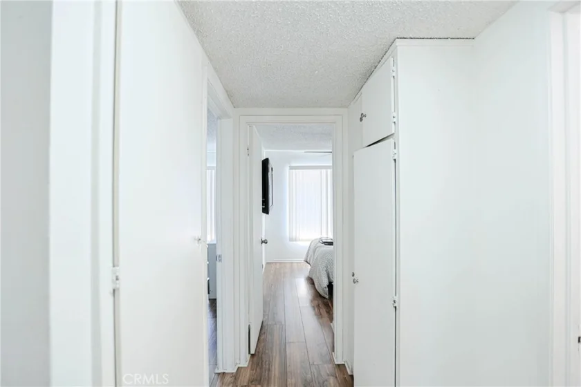 1400 W Warner photo 11