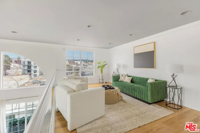 11723 Goshen Avenue #302 photo 6
