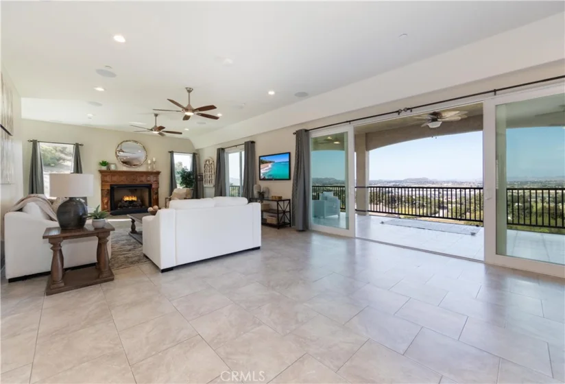 26045 Lucille Circle photo 7