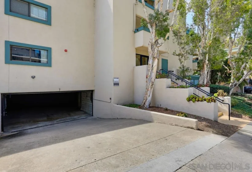 917 Torrance Street #1 photo 32