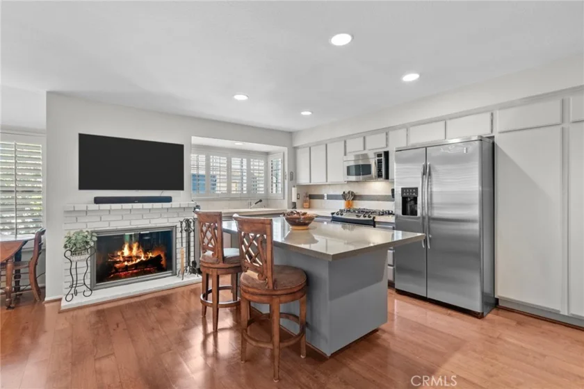 5707 Topanga Canyon Boulevard #7 photo 1