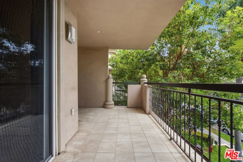 8121 Norton Avenue #201 photo 62