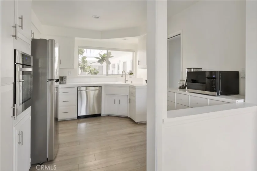4343 Finley Avenue #27 photo 9