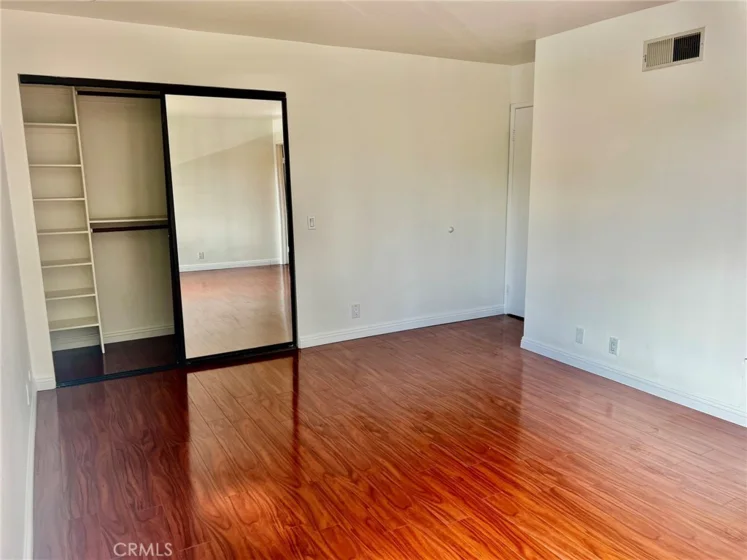19451 Sherman Way #501 photo 22