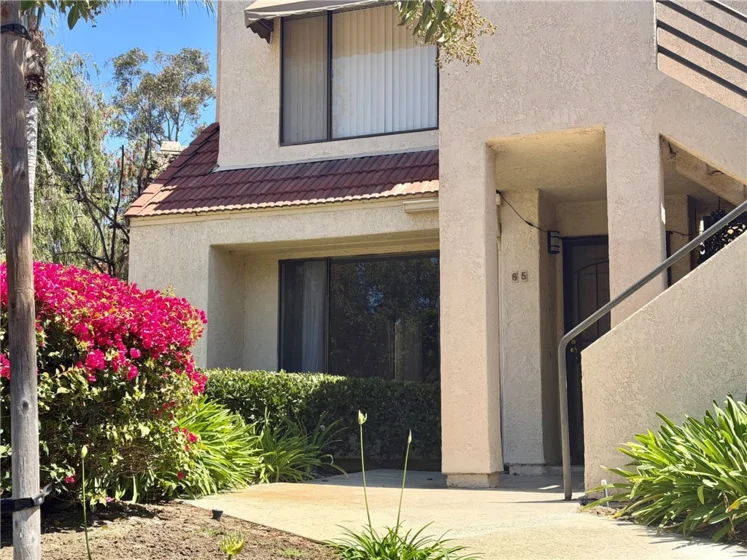 65 Largo photo 3