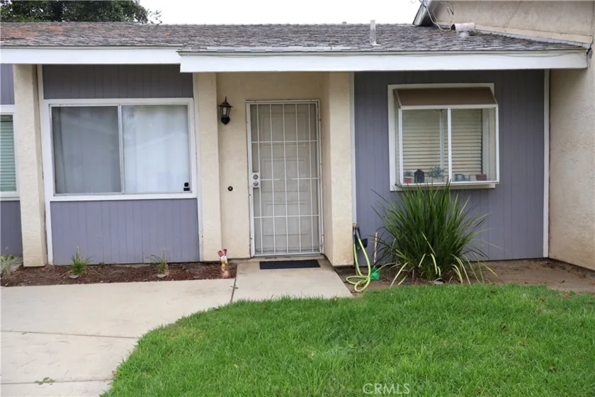25929 Baylor Way photo 1