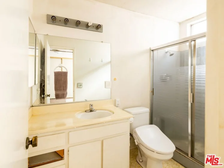 5055 Coldwater Canyon Avenue #114 photo 17