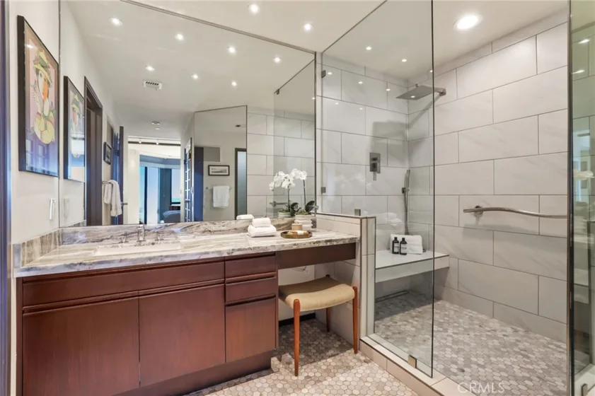 1310 E Ocean Boulevard #1604 photo 23