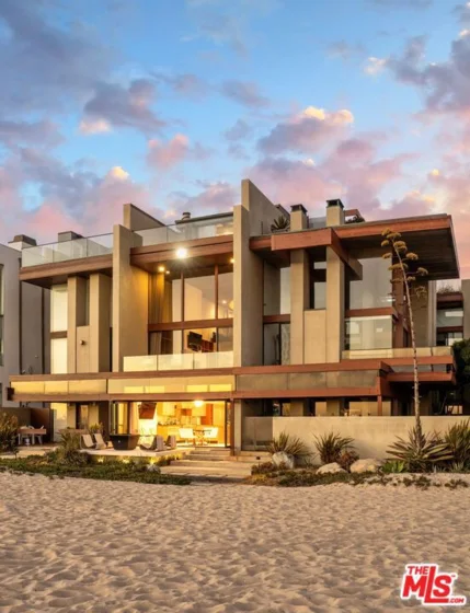 3817 Ocean Front Walk photo 1