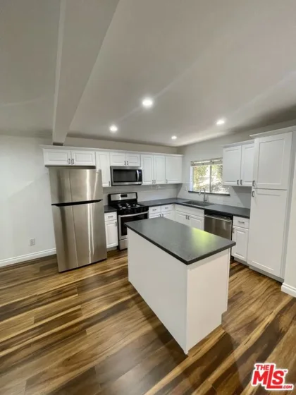 18350 Hatteras Street #147 photo 1