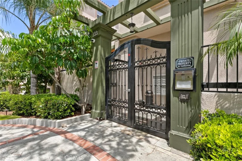 333 Milford Street #105 photo 6