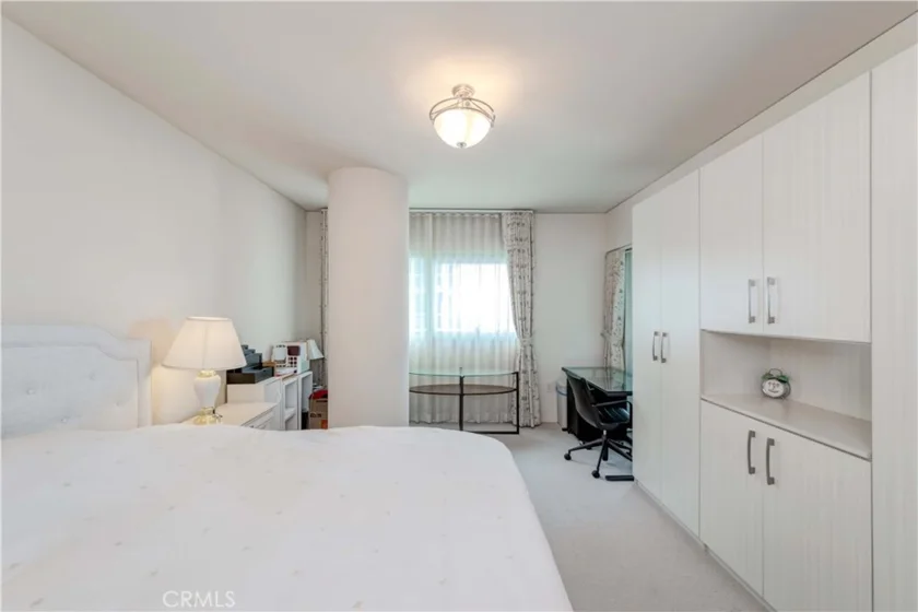 13650 Marina Pointe Drive #1506 photo 14