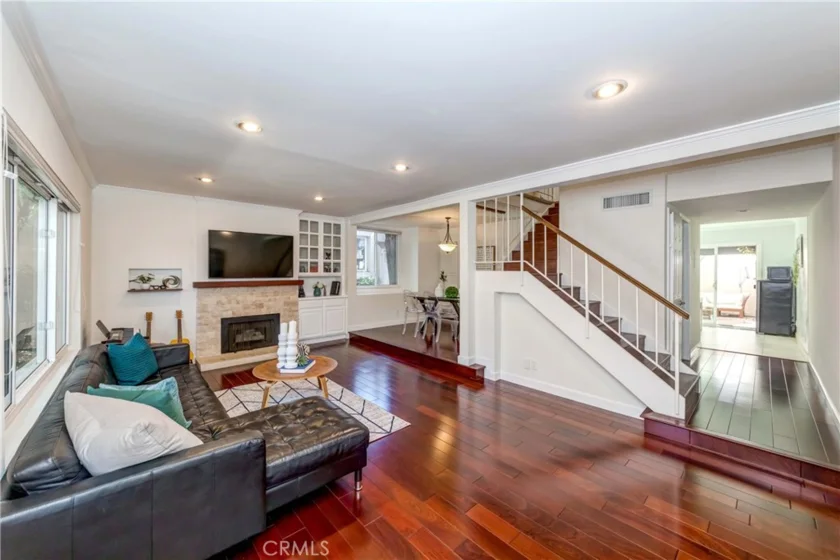 5660 Etiwanda Avenue #5 photo 1