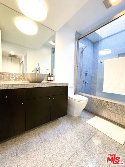 4355 Ventura Canyon Avenue #203 photo 13