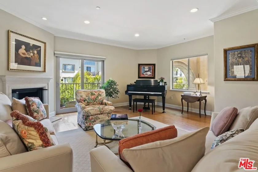 1511 Camden Avenue #301 photo 1