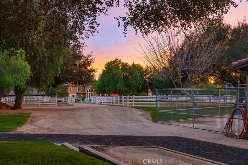 20580 Avenida De Arboles photo 6