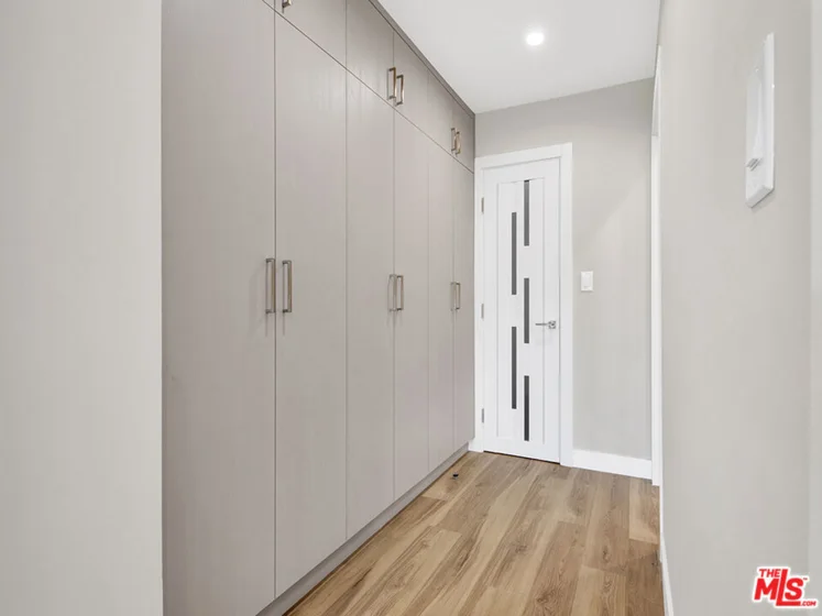1325 Valley View Road #201 photo 18