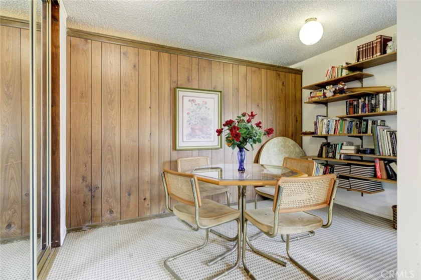 125 W Mountain Street #216 photo 25