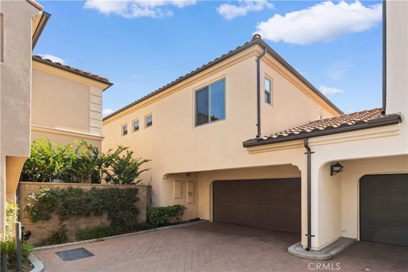 60 Strawberry Grove photo 37