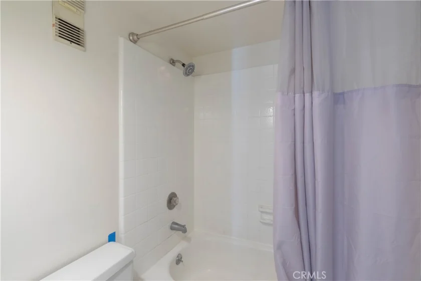 1750 E Ocean #501 photo 25