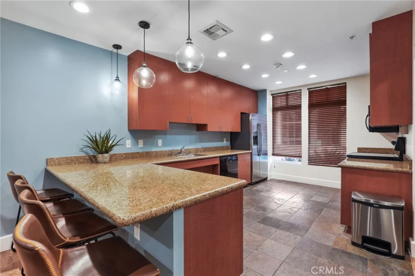 388 E Ocean Boulevard #305 photo 35