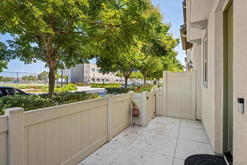 1360 Santa Victoria Road #3 photo 29