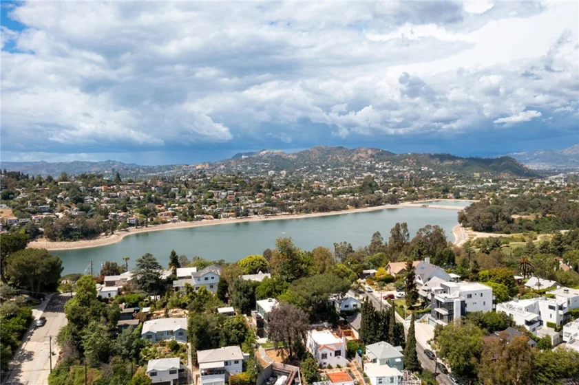 2311 Cove photo 39