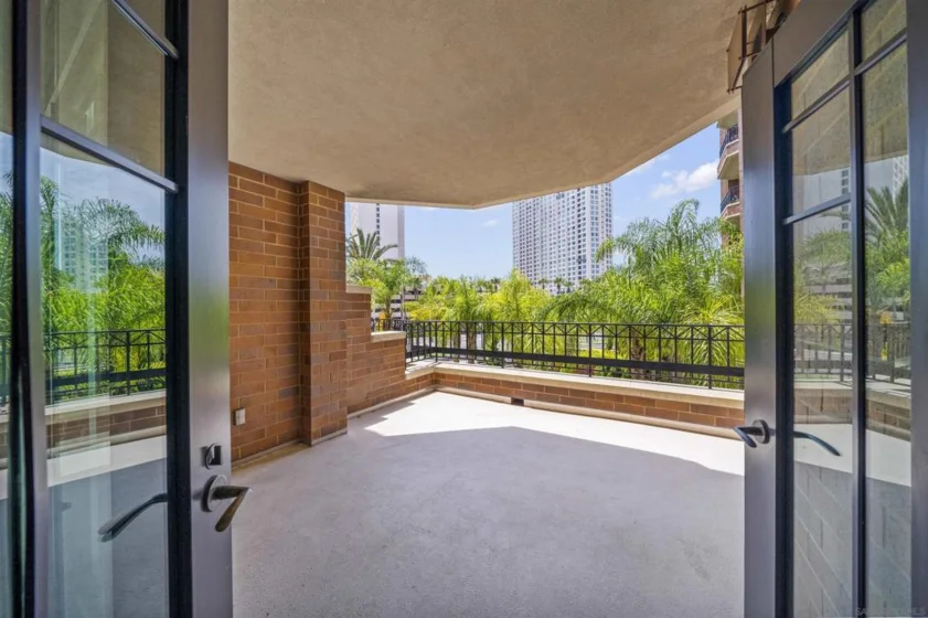 500 W Harbor Drive #318 photo 46