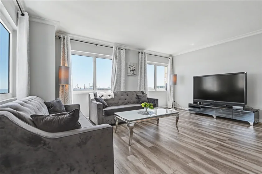 525 E Seaside Way #1109 photo 5