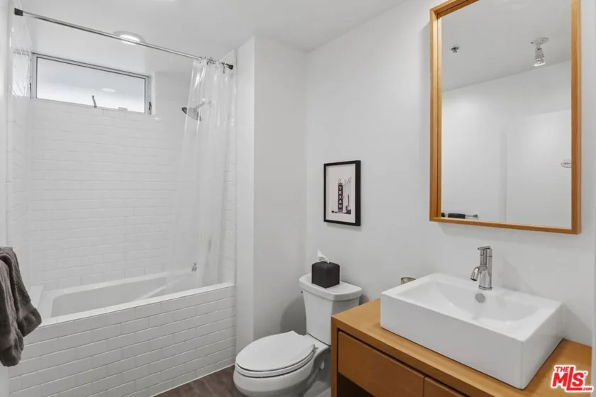 5806 Waring Avenue #14 photo 22