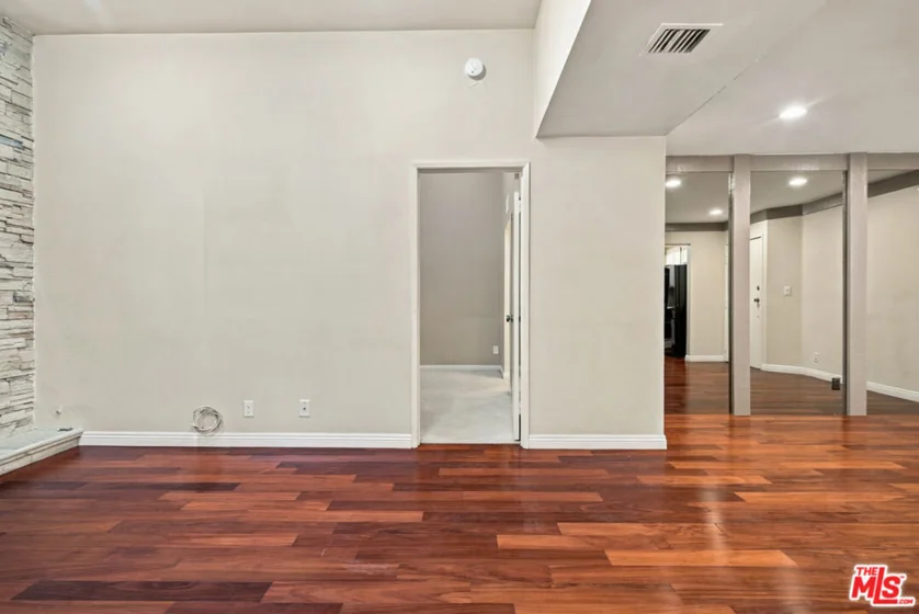 7800 Topanga Canyon Boulevard #322 photo 19