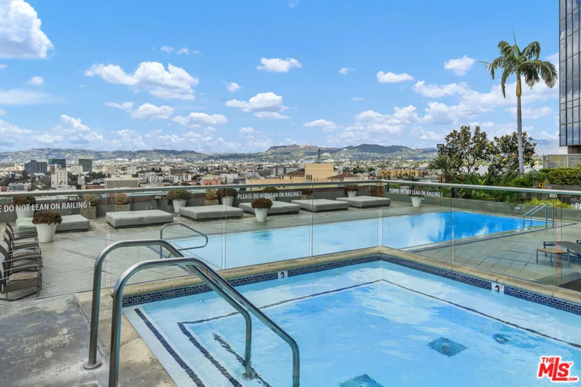 1100 Wilshire Boulevard #2411 photo 18