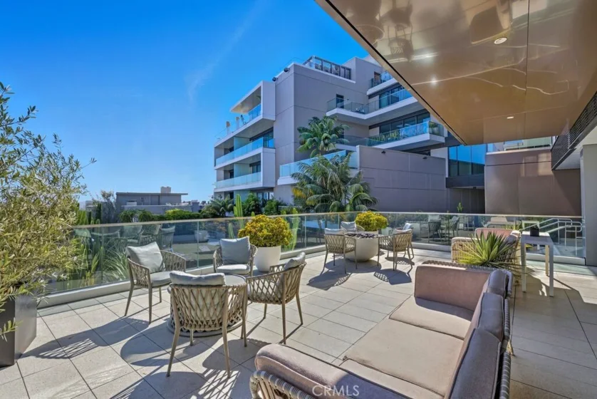 8420 W Sunset Boulevard #108 photo 28