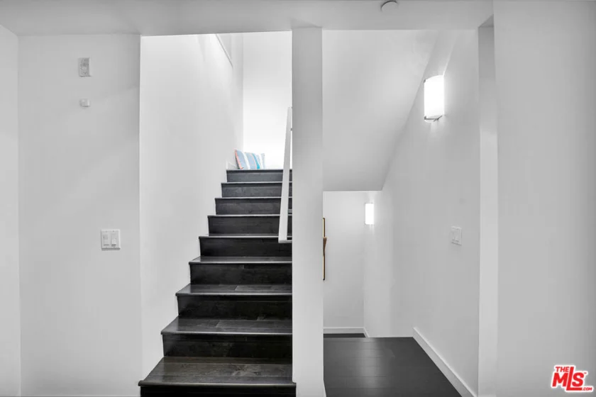 125 Pacific Street #8 photo 21