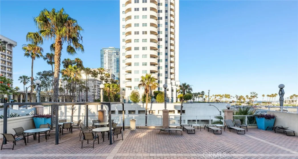 488 E Ocean #809 photo 30