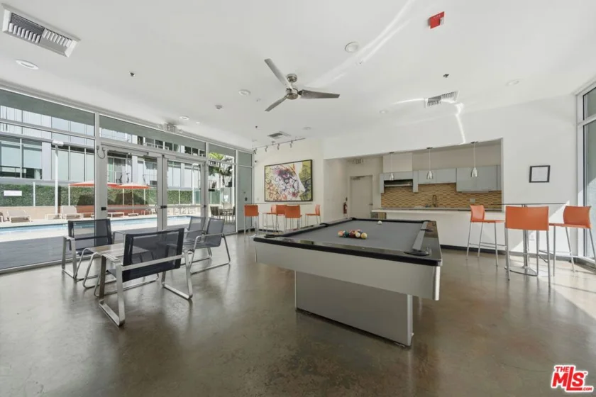 645 W 9th Street #406 photo 30