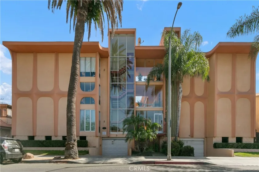 382 Coronado Avenue #207A photo 1