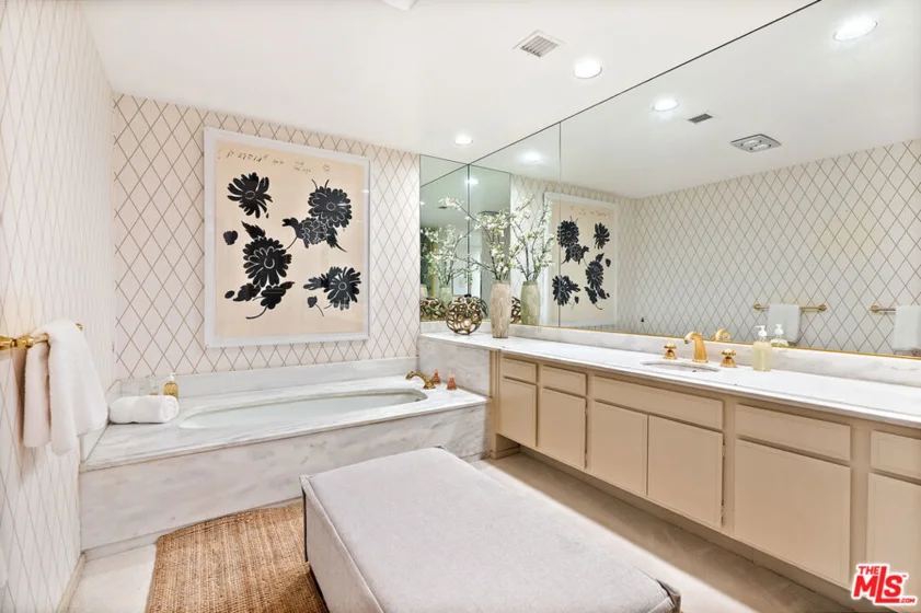 515 Ocean Avenue #NPH B photo 26