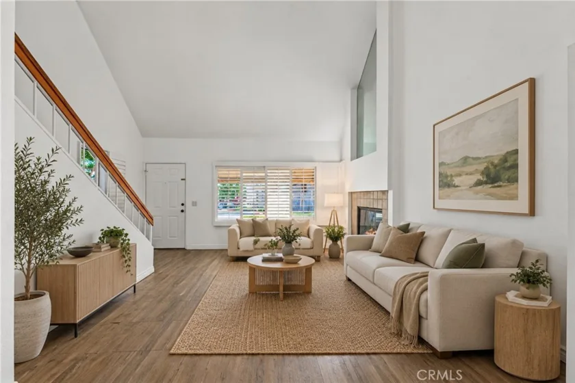 82 Largo photo 2