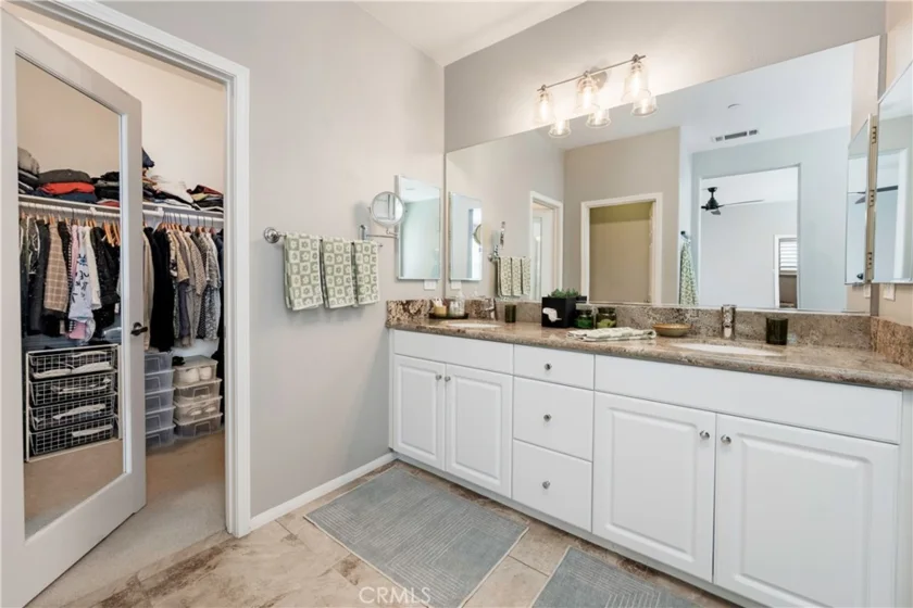 3216 Carrotwood photo 28