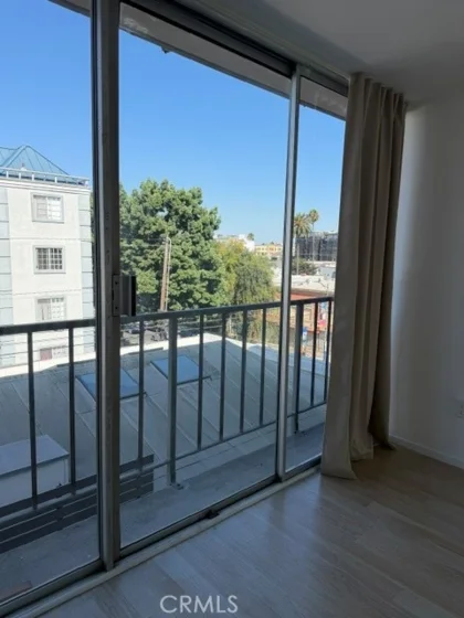 375 Atlantic photo 18