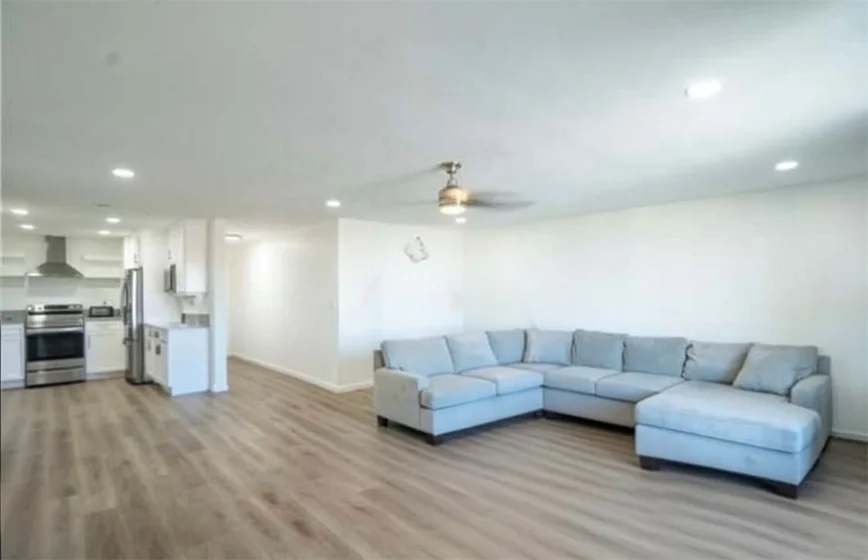 1770 Ximeno Avenue #202 photo 2