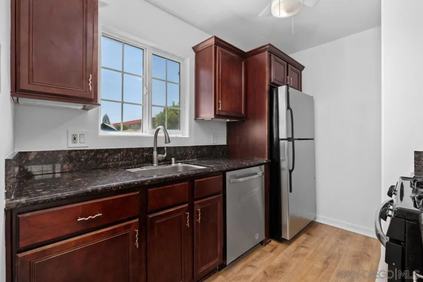 4524 Wilson Avenue #201 photo 6